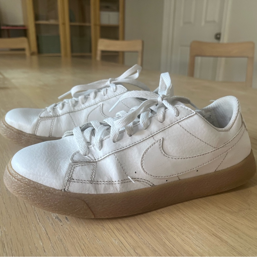 Nike White and Tan Women's Shoes